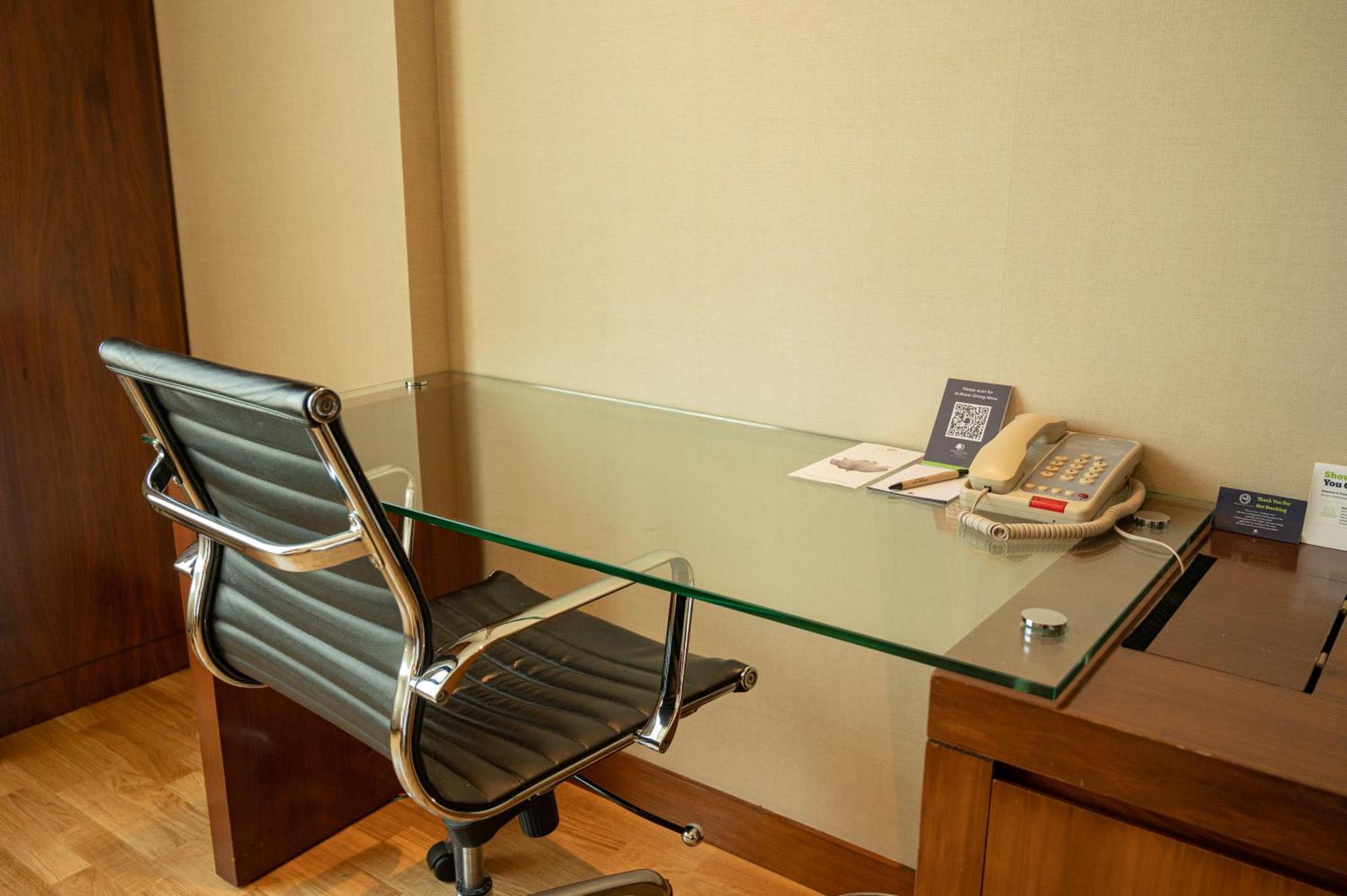 ดับเบิลทรี บาย ฮิลตัน ปูเน่- ชินชวาท Hotel Pimpri-Chinchwad ภายนอก รูปภาพ