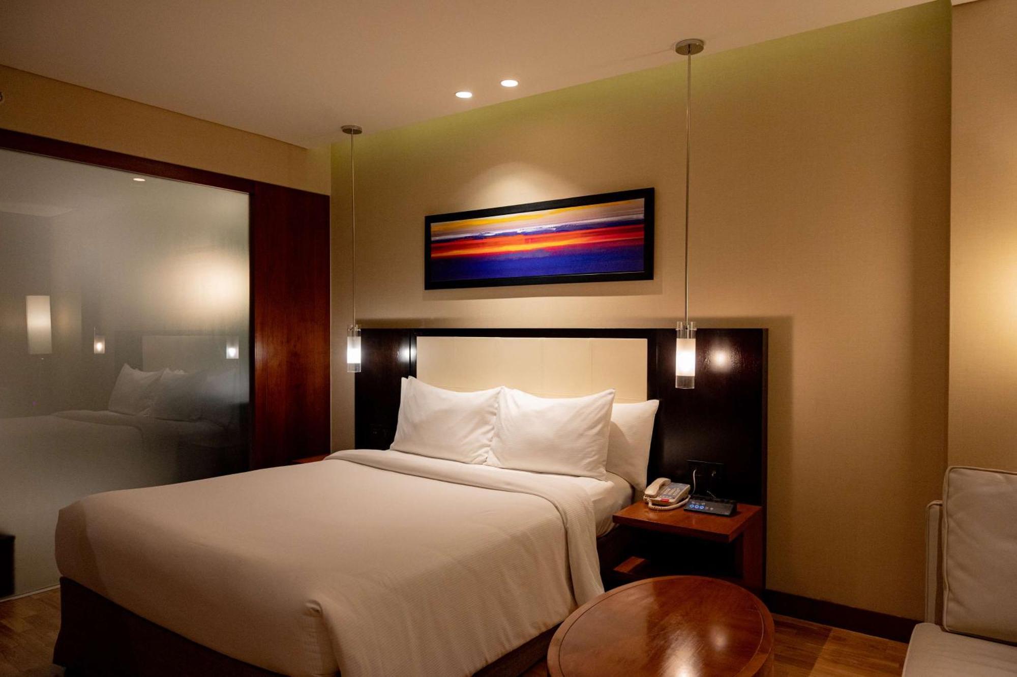 ดับเบิลทรี บาย ฮิลตัน ปูเน่- ชินชวาท Hotel Pimpri-Chinchwad ภายนอก รูปภาพ